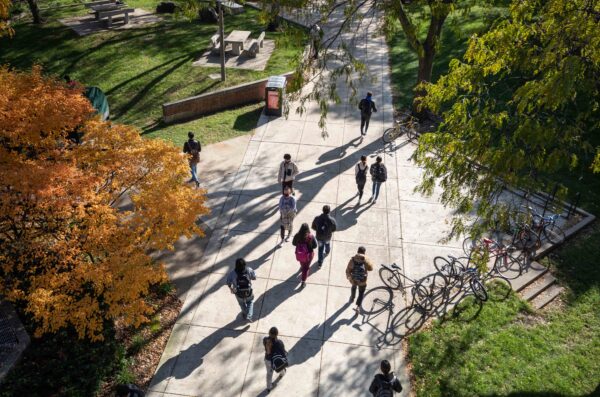 Students walking on UIC's campus
